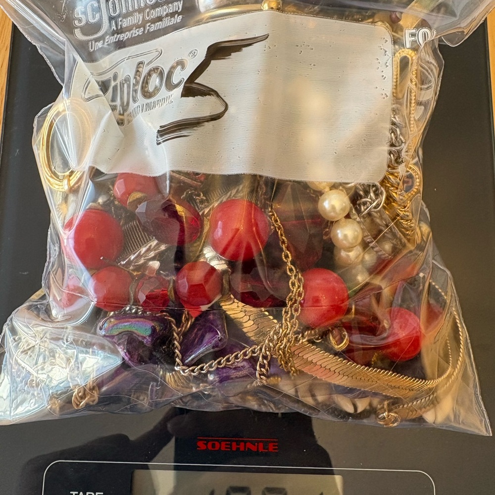 1KG Mixed Jewelry Bag with Red and Gold Accents LOT 5